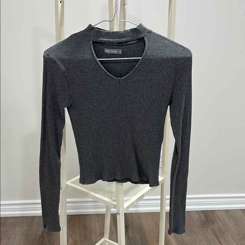 Charcoal Gray V-Neck Ribbed Top